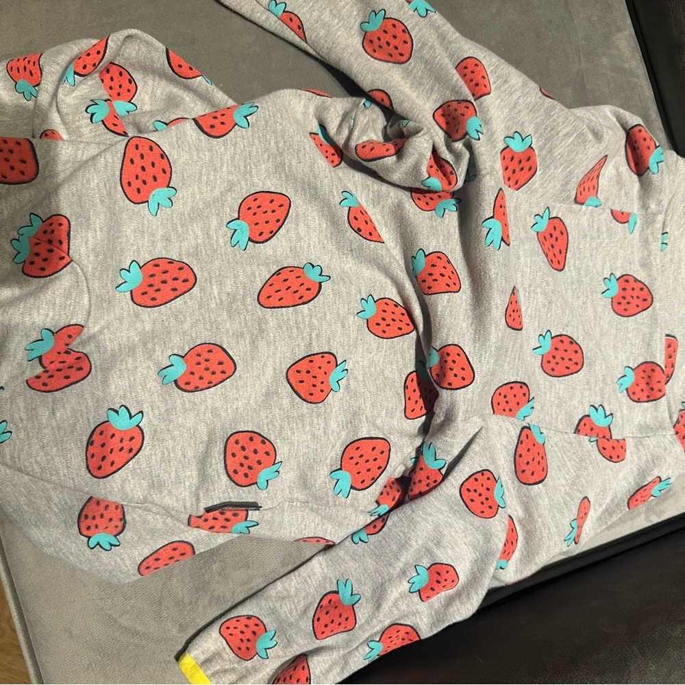Cute Strawberry DOG PJ’s - Picture 7 of 13
